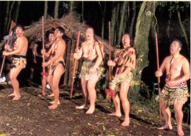 Datei:Maori-Krieger.jpg