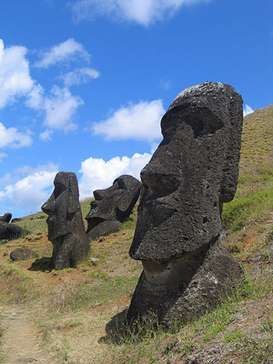 Datei:Moai.jpg