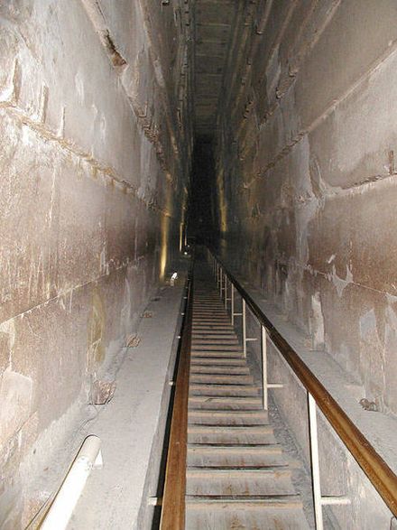 Forscher Entdecken Unbekannten Hohlraum In Der Großen Pyramide ...